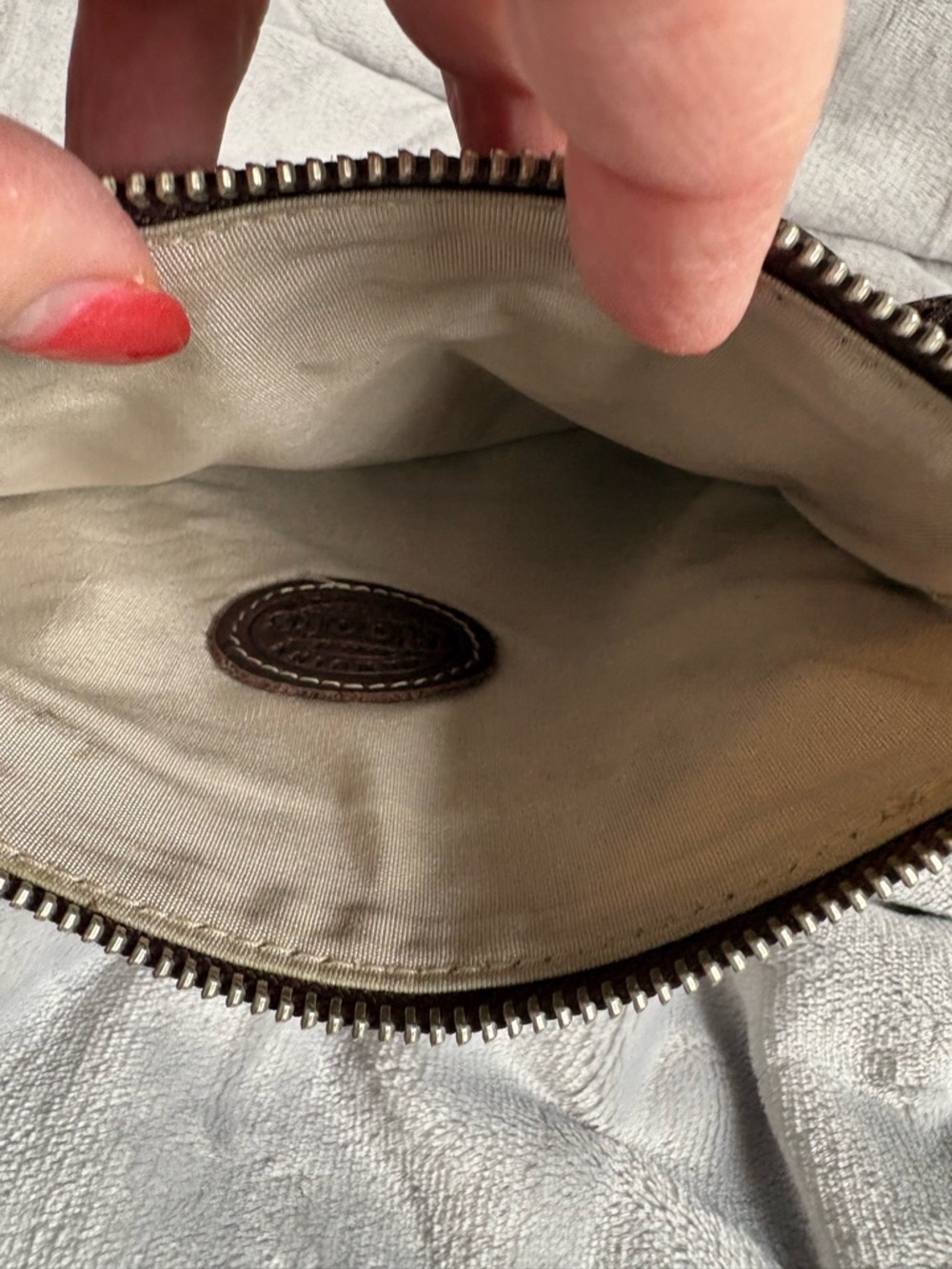 ROOTS Olivia Crossbody Bag - Picture 5 of 5